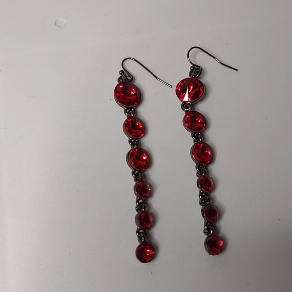 Long Red Glass And Dark Silver Tone Metal Dangle Earrings - Picture 3 of 12